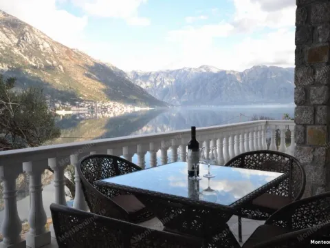 House for Sale, 235m2, Kostanjica, Kotor House for Sale, 235m2, Kostanjica, Kotor