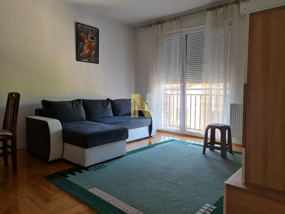 Izdavanje, dvosoban stan, 43m², Grbavica, Novi Sad Sve Podlokacije