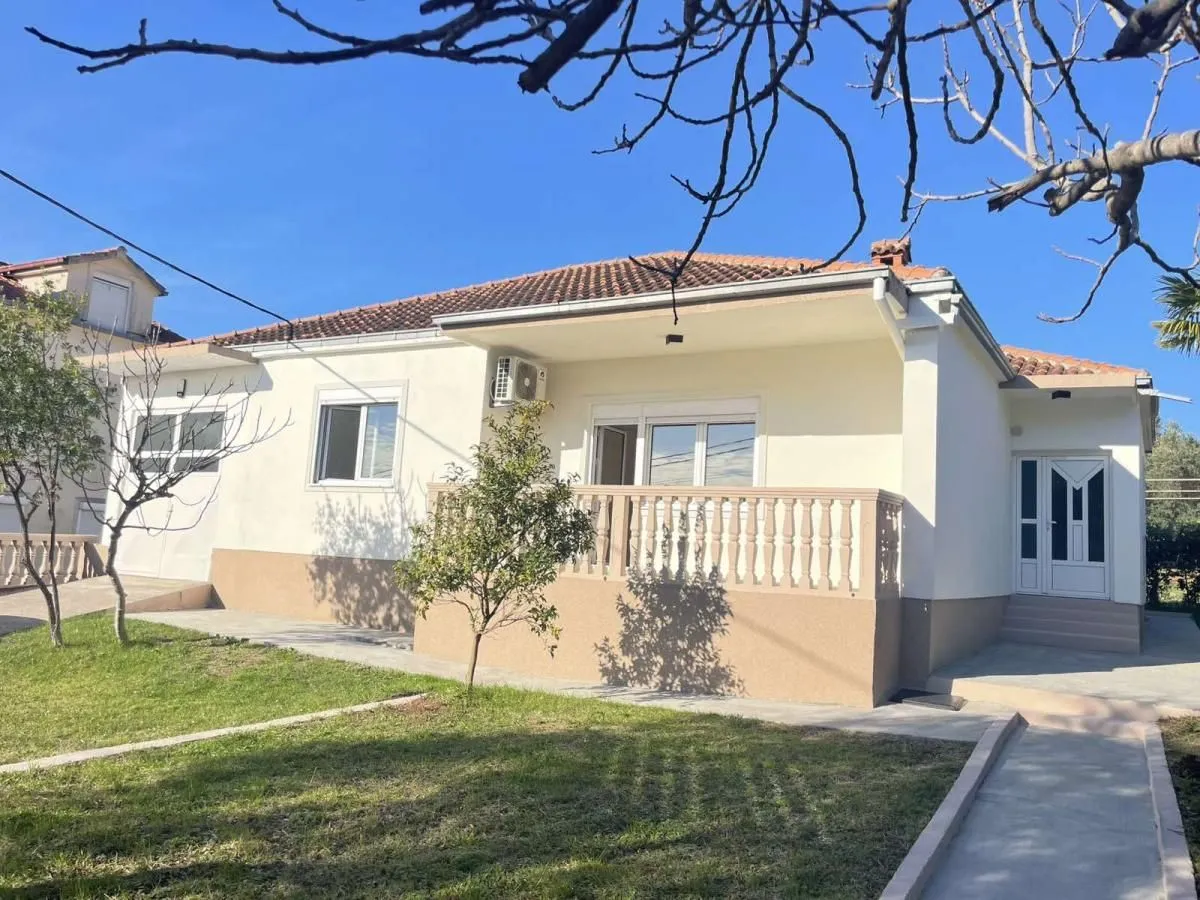 Prodaja, kuća, 118m², Mrčevac, Tivat