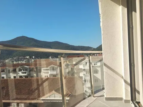 Sale, two bedroom apartment, 85m², Budva, Crna Gora - image 7