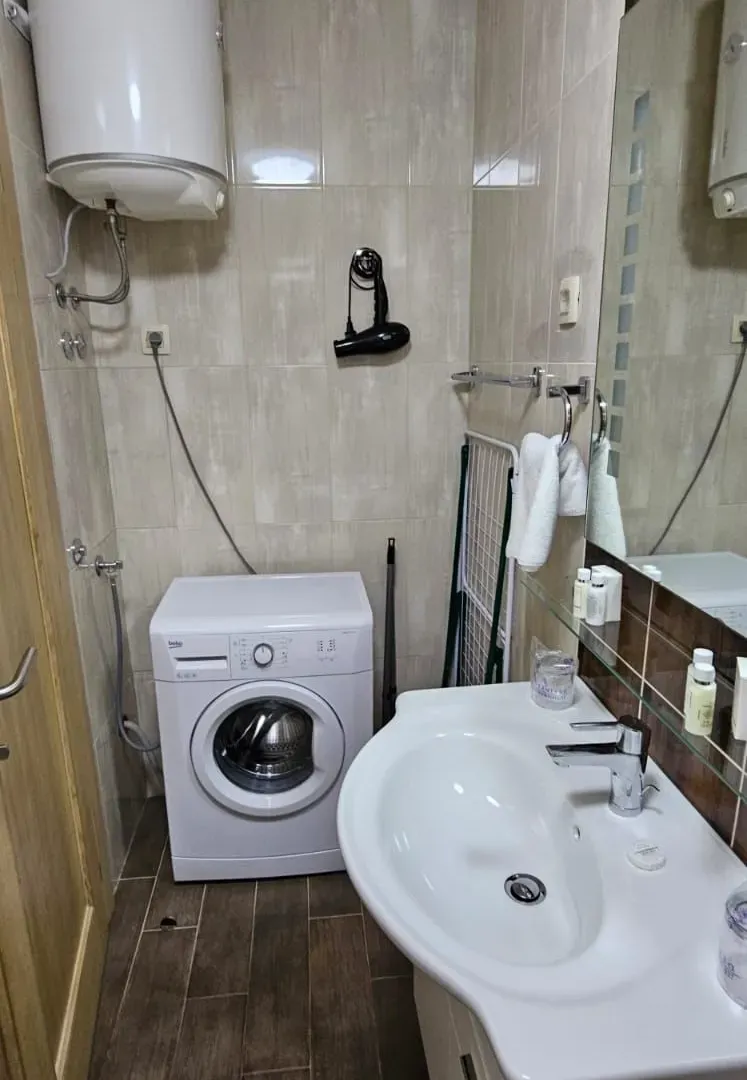 Sale, studio apartment, 30m², Bečići, Budva
