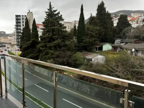 Sale, three bedroom apartment, 91m², Bečići, Budva - image 8