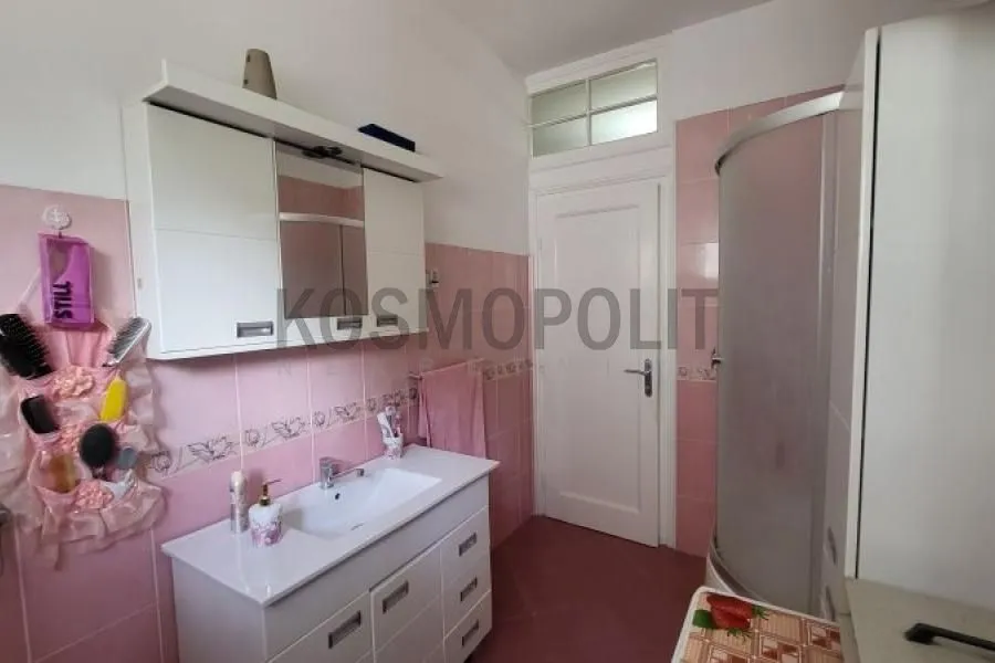 Prodaja, dvosoban stan, 67m², Savski Venac, Beograd