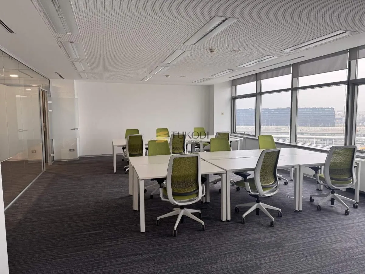 Izdavanje, poslovni prostor, 776m², Novi Beograd Blok 67, Novi Beograd Sve Podlokacije