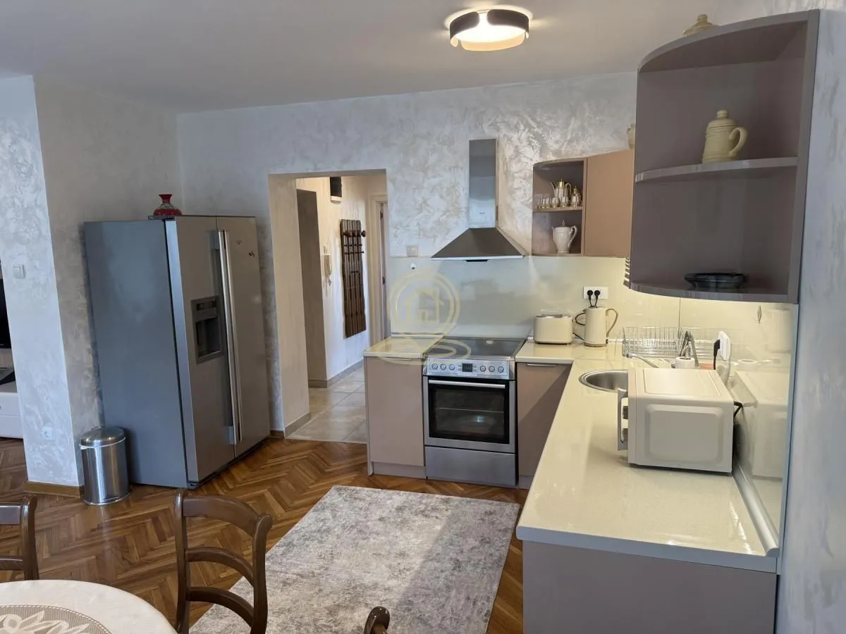 Rent, two bedroom apartment, 58m², Stari Grad, Beograd