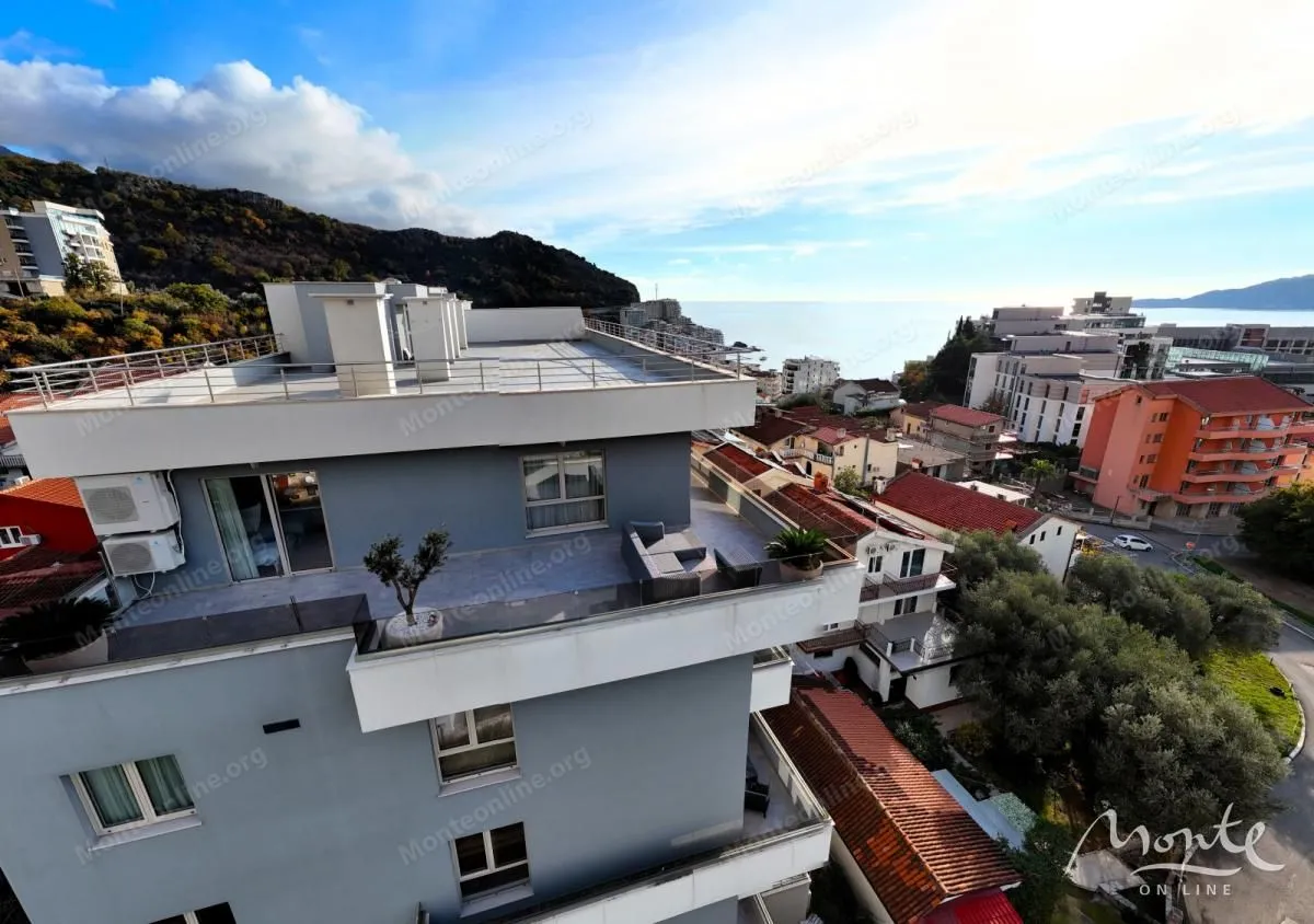 Sale, three bedroom apartment, 104m², Bečići, Budva