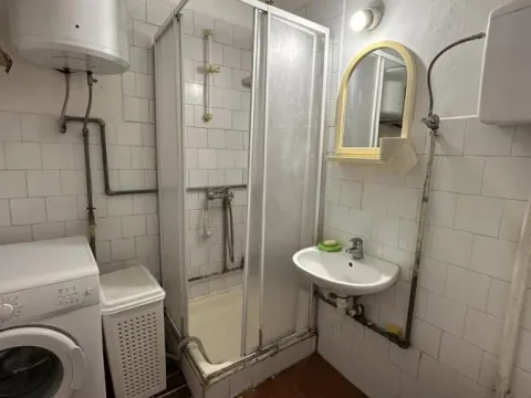 Rent, two bedroom apartment, 54m², Centar, Ćuprija - image 8