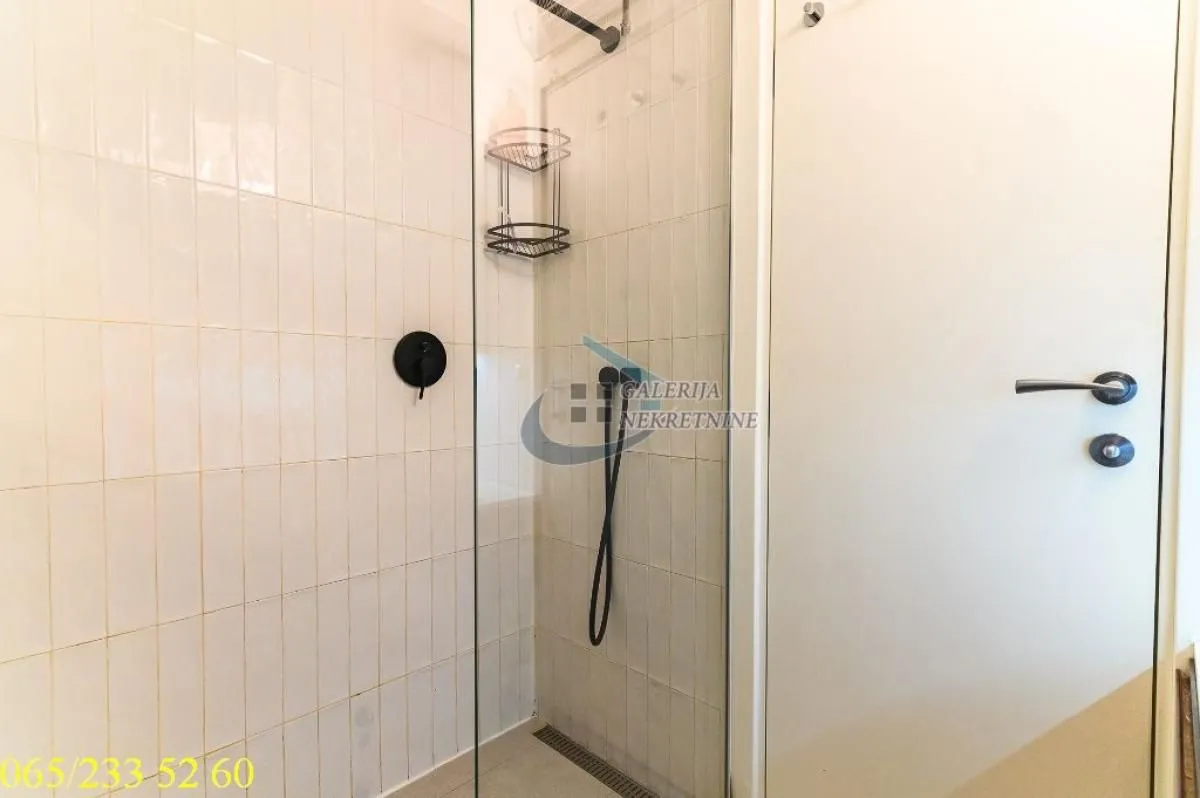 Sale, two bedroom apartment, 45m², Vračar Sve Podlokacije, Beograd