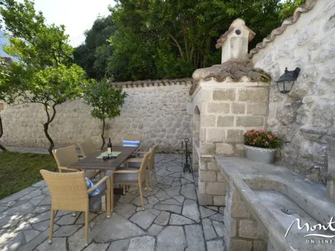 Prodaja, kuća, 222m², Prčanj, Kotor - image 8