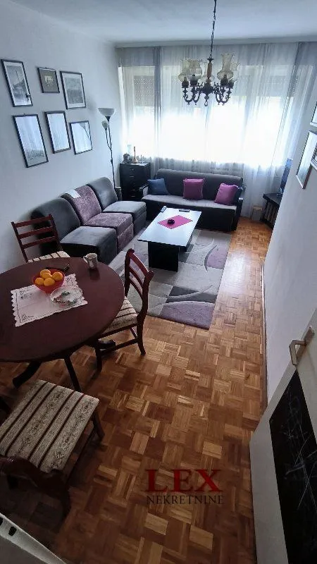 Prodaja, četvorosoban stan, 85m², Zvezdara Sve Podlokacije, Beograd