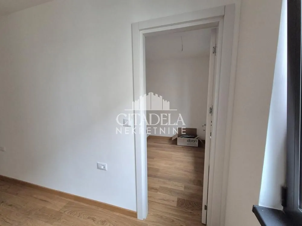 Prodaja, trosoban stan, 70m², Voždovac Sve Podlokacije, Beograd