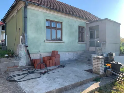 Sale, house, 69m², Petrovac, Kragujevac