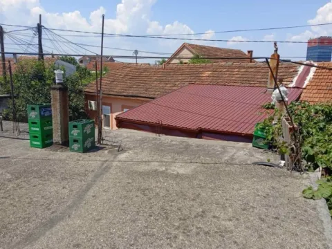 Sale, house, 80m², Gorica C, Podgorica - image 6