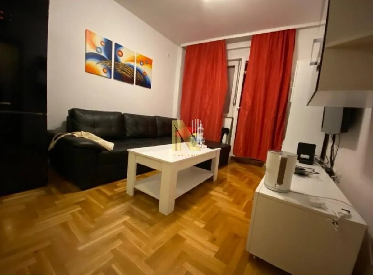 Izdavanje, dvosoban stan, 42m², Podbara, Novi Sad Sve Podlokacije