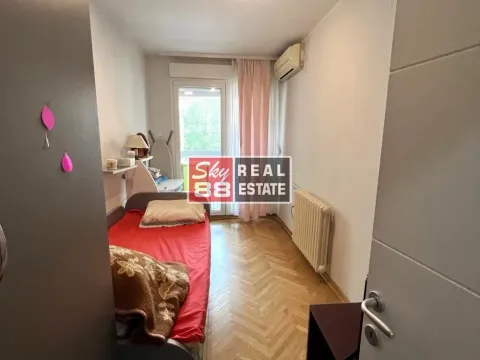 Prodaja, četvorosoban stan, 76m², Vračar Sve Podlokacije, Beograd - image 6