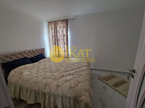 Rent, two bedroom apartment, 55m², Železnik, Beograd - image 2