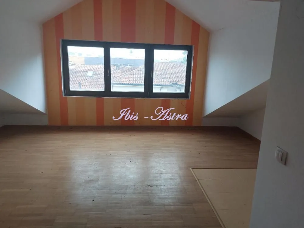 Sale, four bedroom apartment, 202m², Savski Venac, Beograd