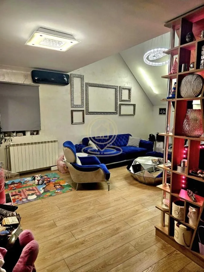 Izdavanje, trosoban stan, 80m², Bogoslovija, Palilula Sve Podlokacije