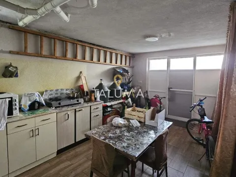 Sale, house, 160m², Zabjelo, Podgorica - image 25