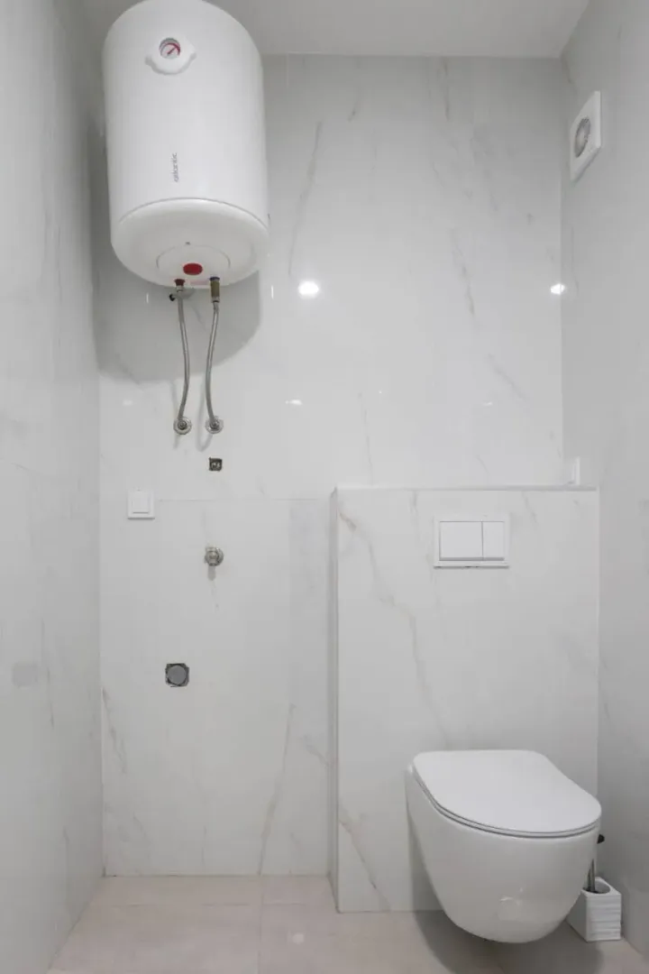 Rent, one bedroom apartment, 57m², Bečići, Budva