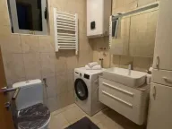 Izdavanje, dvosoban stan, 67m², Dobrota, Kotor - image 11