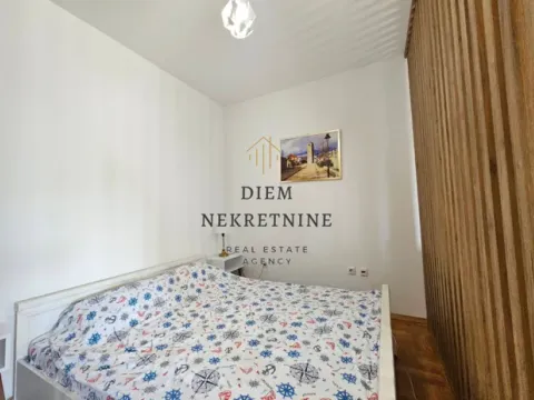 Rent, one bedroom apartment, 40m², Centar, Bar - image 8
