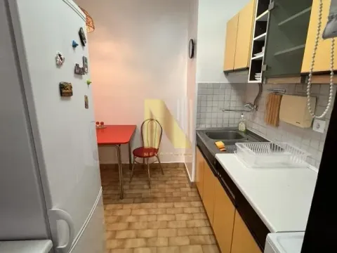 Izdavanje, četvorosoban stan, 75m², Sajmište, Novi Sad - image 13