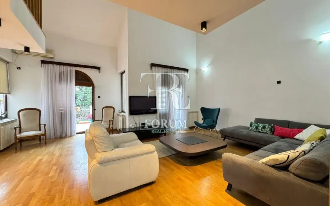 Rent, five bedroom apartment, 300m², Gorica C, Podgorica