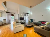 Rent, five bedroom apartment, 300m², Gorica C, Podgorica - image 1