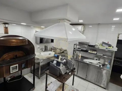 Izdavanje, poslovni prostor, 92m², Cvetni Trg, Vračar Sve Podlokacije - image 11