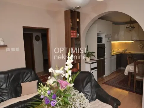 Prodaja, kuća, 211m², Krnjaca, Palilula Sve Podlokacije - image 6