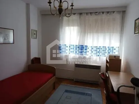 Izdavanje, četvorosoban stan, 92m², Tašmajdan, Palilula Sve Podlokacije - image 9