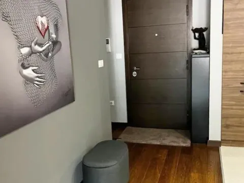 Prodaja, jednosoban stan, 77m², Centar, Budva - image 11