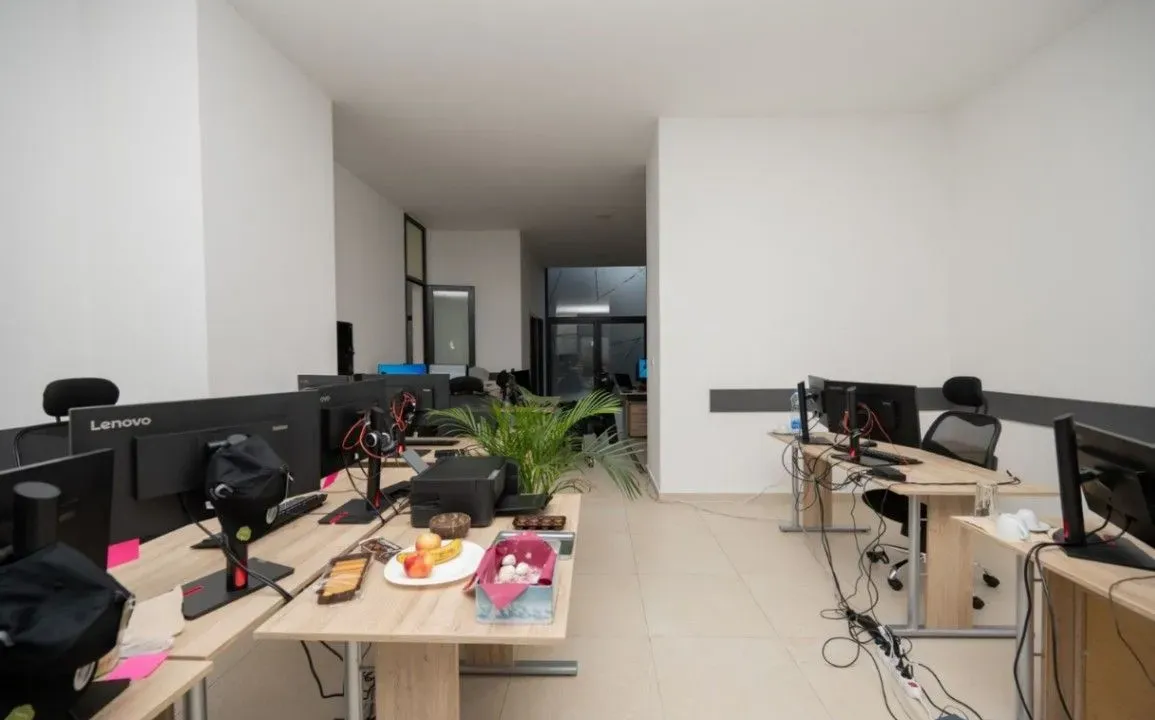 Prodaja, poslovni prostor, 188m², Zabjelo, Podgorica