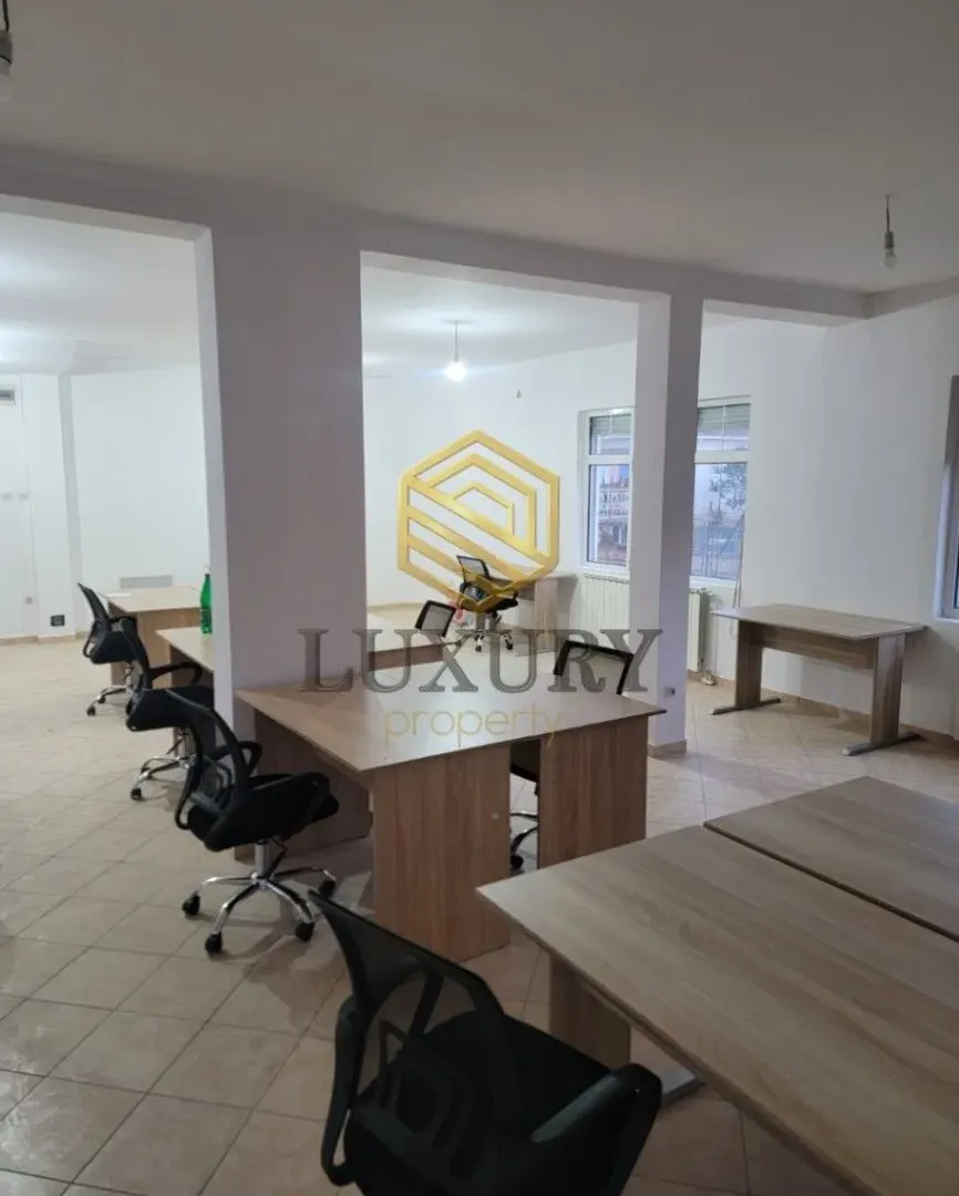Rent, two bedroom apartment, 100m², Zlatica, Podgorica