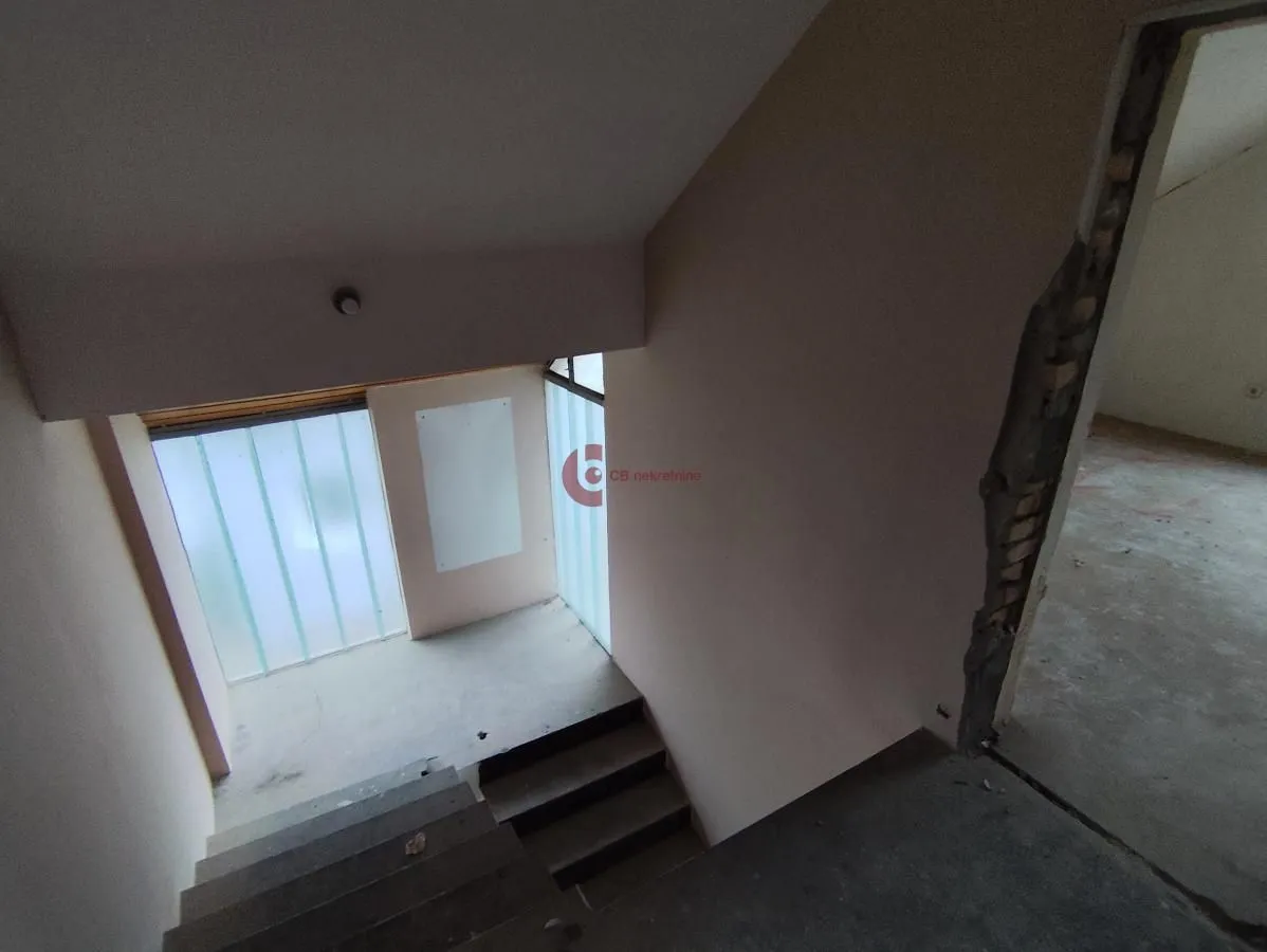 Prodaja, kuća, 210m², Makova Sedmica, Subotica