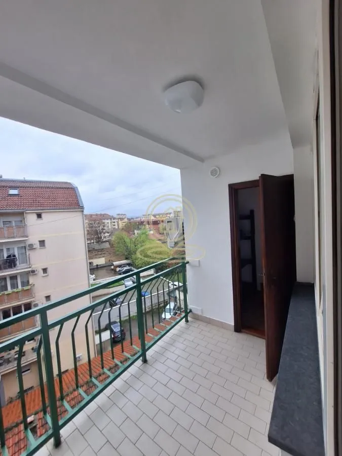 Izdavanje, jednosoban stan, 25m², Grbavica, Novi Sad Sve Podlokacije