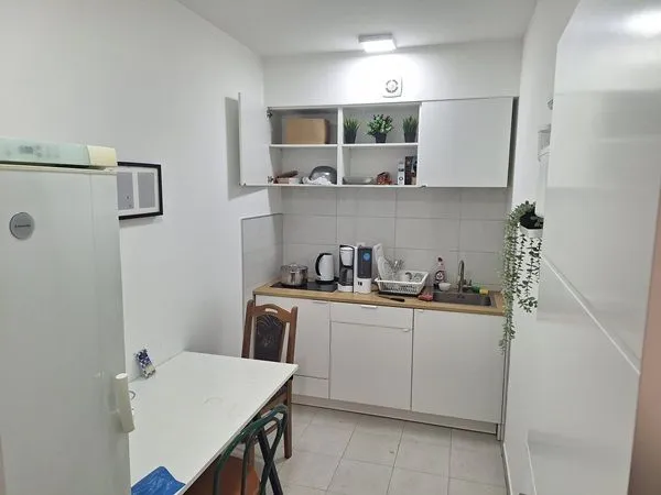 Rent, office space, 1700m², Zemun Sve Podlokacije, Beograd