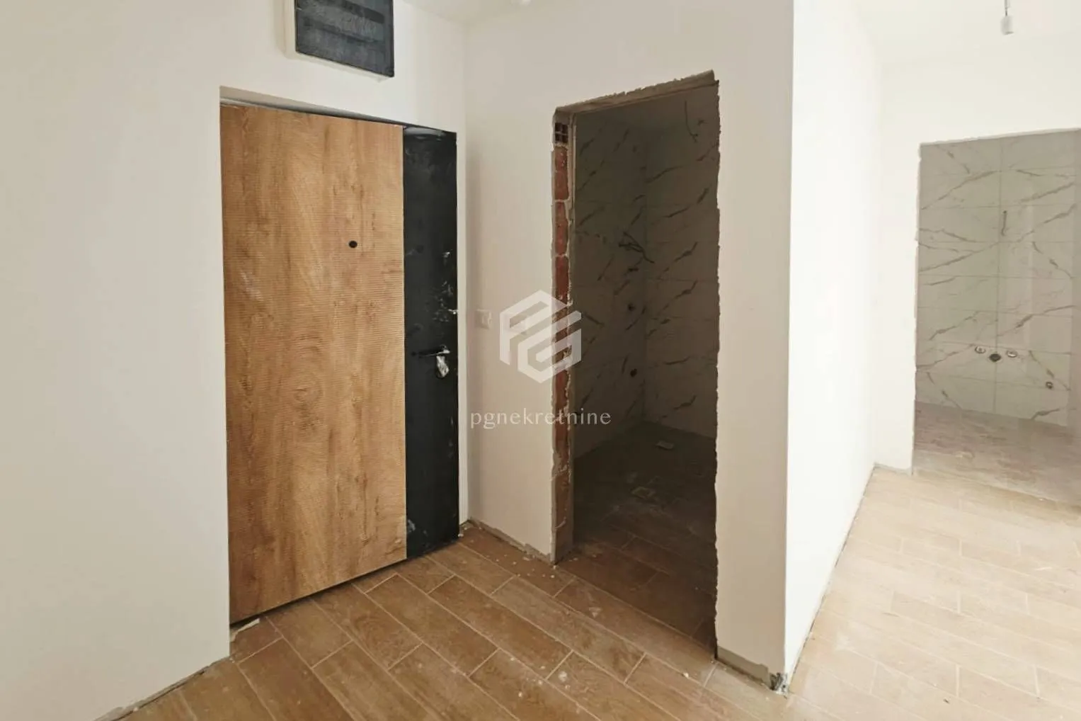 Prodaja, dvosoban stan, 61m², Gorica C, Podgorica