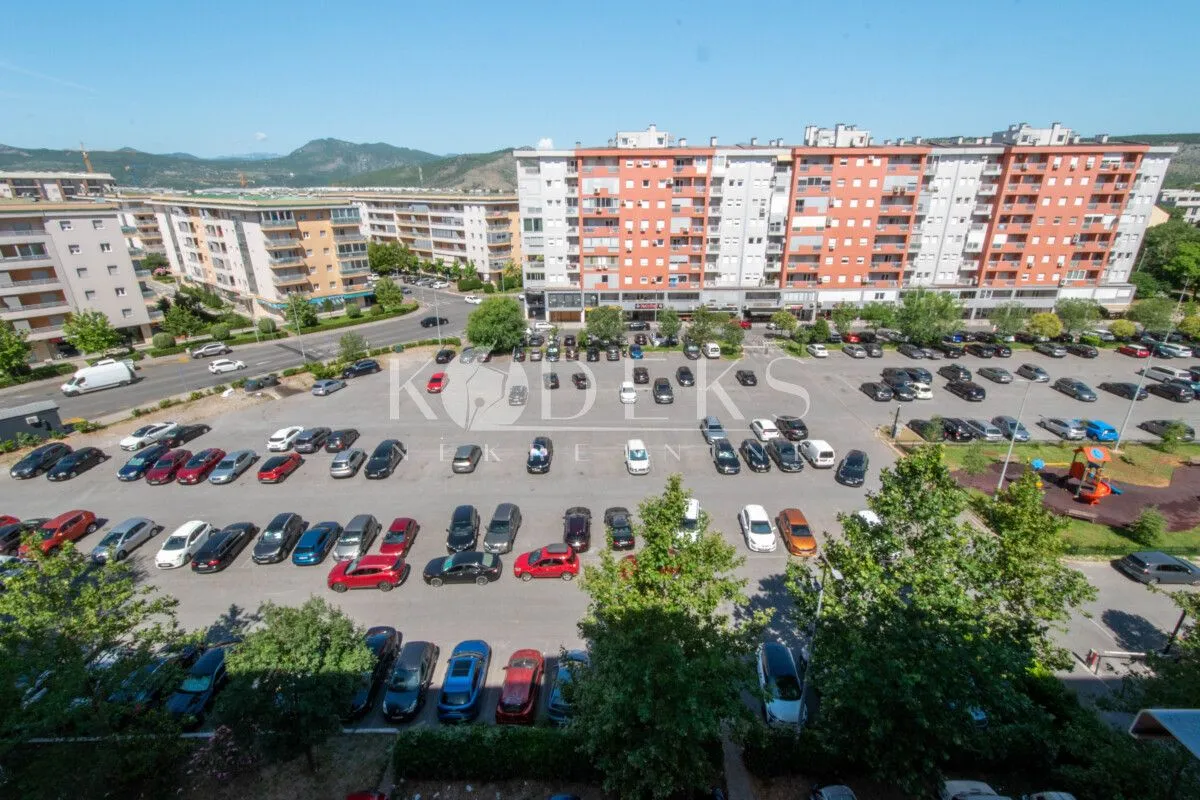 Rent, three bedroom apartment, 92m², City Kvart, Podgorica