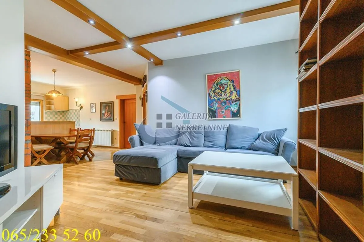 Sale, three bedroom apartment, 78m², Stari Grad, Beograd
