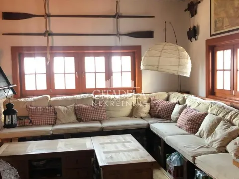 Rent, house, 200m², Surčin, Beograd - image 3