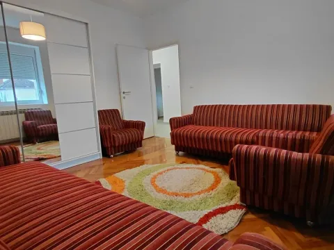 Rent, house, 200m², Gornja Gorica, Podgorica - image 10