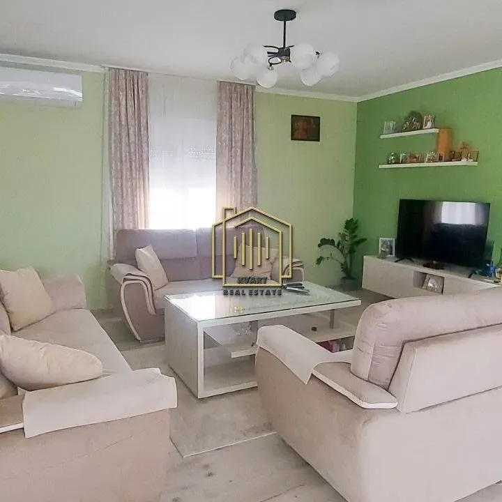 Sale, house, 220m², Cijevna, Podgorica