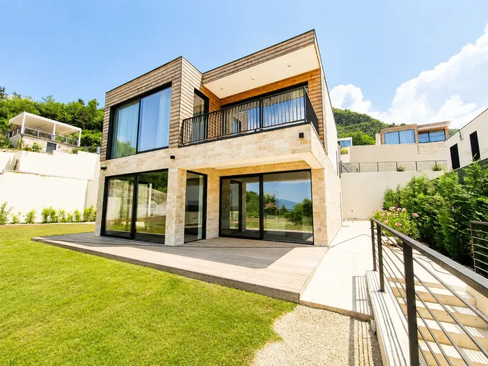 Rent, house, 200m², Kotor, Crna Gora