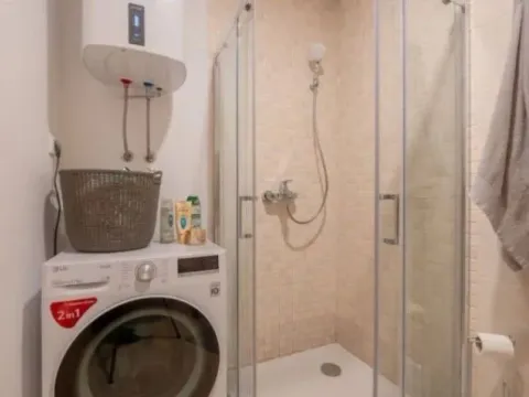 Sale, two bedroom apartment, 62m², Bečići, Budva - image 7