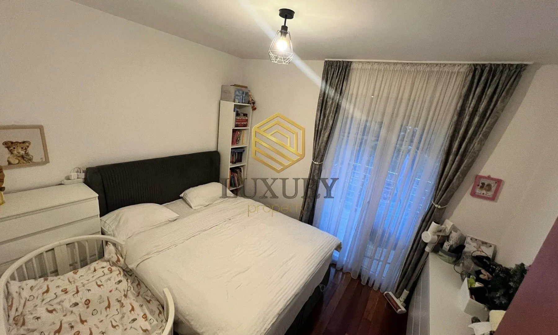 Prodaja, jednosoban stan, 58m², Central Point, Podgorica