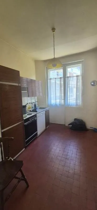 Prodaja, dvosoban stan, 75m², Kalenić Pijaca, Vračar Sve Podlokacije