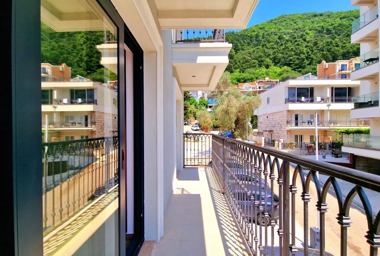 Sale, one bedroom apartment, 53m², Podkošljun, Budva