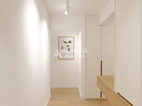 Prodaja, trosoban stan, 99m², Južni Bulevar, Vračar Sve Podlokacije - image 9